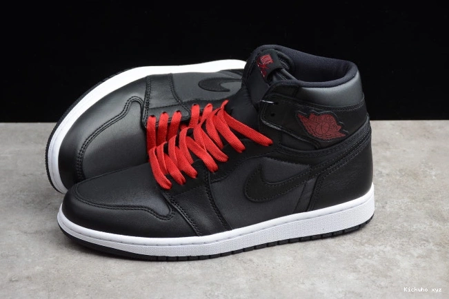Satin Black 1 Retro Air Jordan 555088-060 OG High 0620